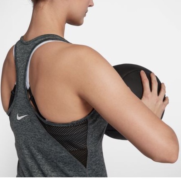 Nike Bundle - Bra, Tank, Tights - Picture 5 of 8